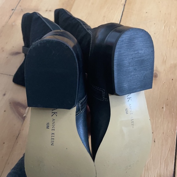 Anne Klein riding boots - Picture 9 of 14